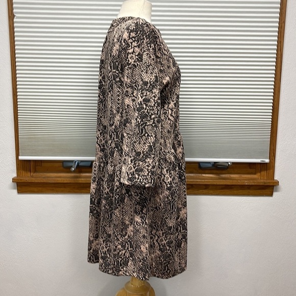 Zara Tan and Black Snakeskin Print Empire Waist 3/4 Sleeve Mini Dress - Picture 4 of 8